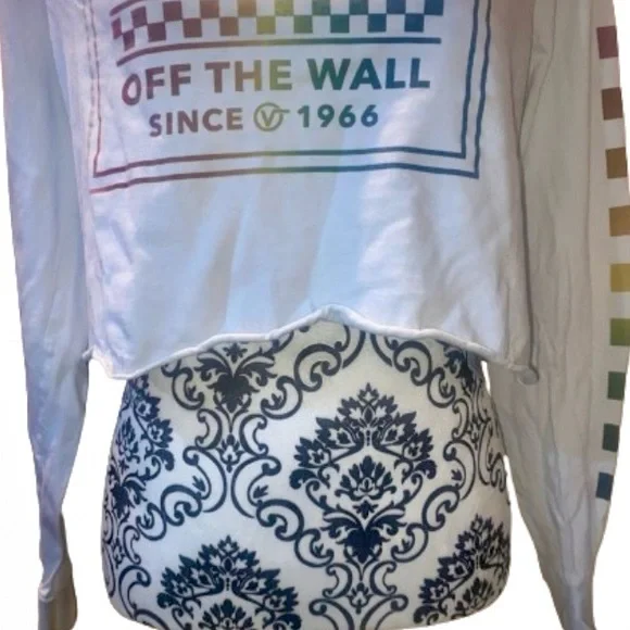 VANS Rainbow ‘Off The Wall’ Logo Juniors Medium along Sleeved Cropped Top - Picture 3 of 9